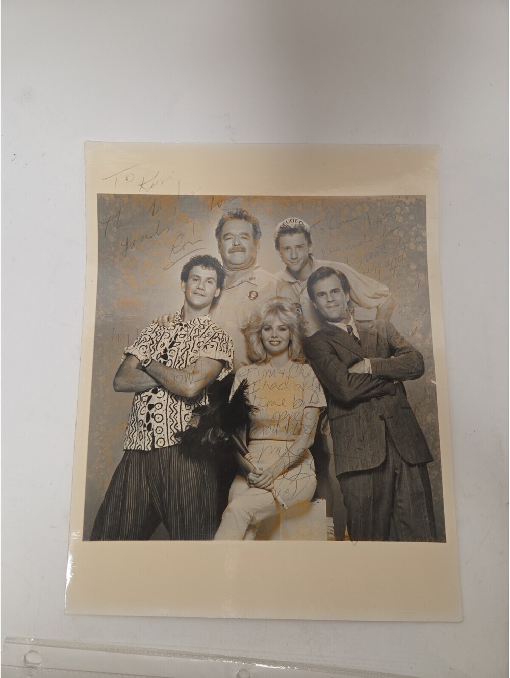 9 To 5 TV Show Cast Signed Vintage Promo 8x10 Photo Peter Scolari Laine Kazan